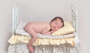Как сделать крепким сон новорожденного