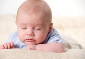 Почему новорожденный храпит когда спит на