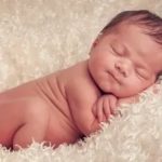 Почему у новорожденного могут быть синяки под глазами