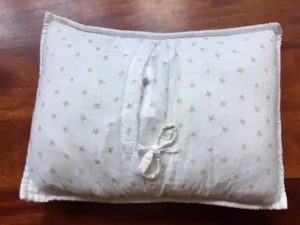 Как сшить наволочку на подушку для новорожденного