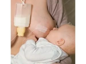 Почему новорожденный не отпускает грудь