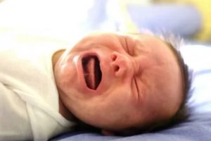 Почему у новорожденных нет слез