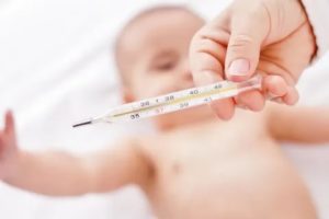 Чем сбить температуру у новорожденного ребенка после прививки