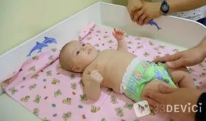 Как делать компресс новорожденному на животе