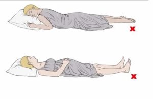 В какой позе нужно спать после родов