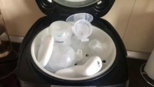 Как стерилизовать пластиковые бутылочки для новорожденных в мультиварке