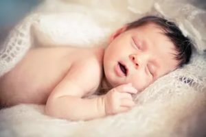 Почему новорожденный храпит когда спит на