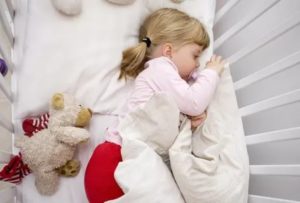 Почему новорожденный разговаривает во сне