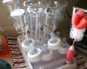 Чем мыть бутылочки для новорожденных перед стерилизацией